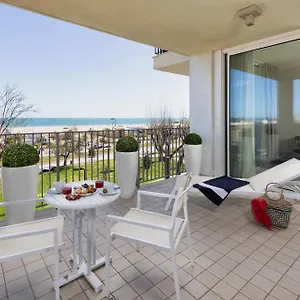 Mercure Lungomare Szálloda Rimini