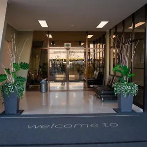 Jr Gate 7 Bologna Hotel