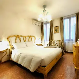 https://caperdon.hotelinveneto.com